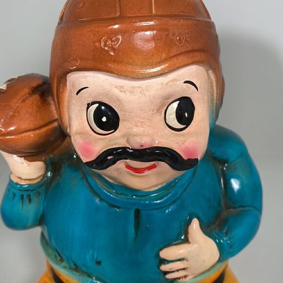 Vintage Inarco Japan Ceramic Football Player Coin Bank - Picture 3 of 10